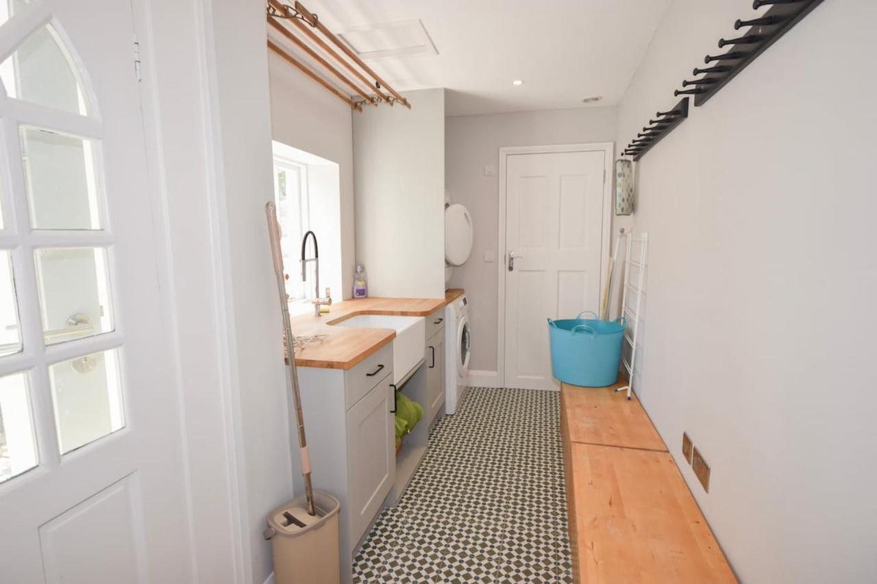 Arden Villa, Sleeps 8, Moments From The Golden Sandy Beach Of Ryde Ryde  Esterno foto