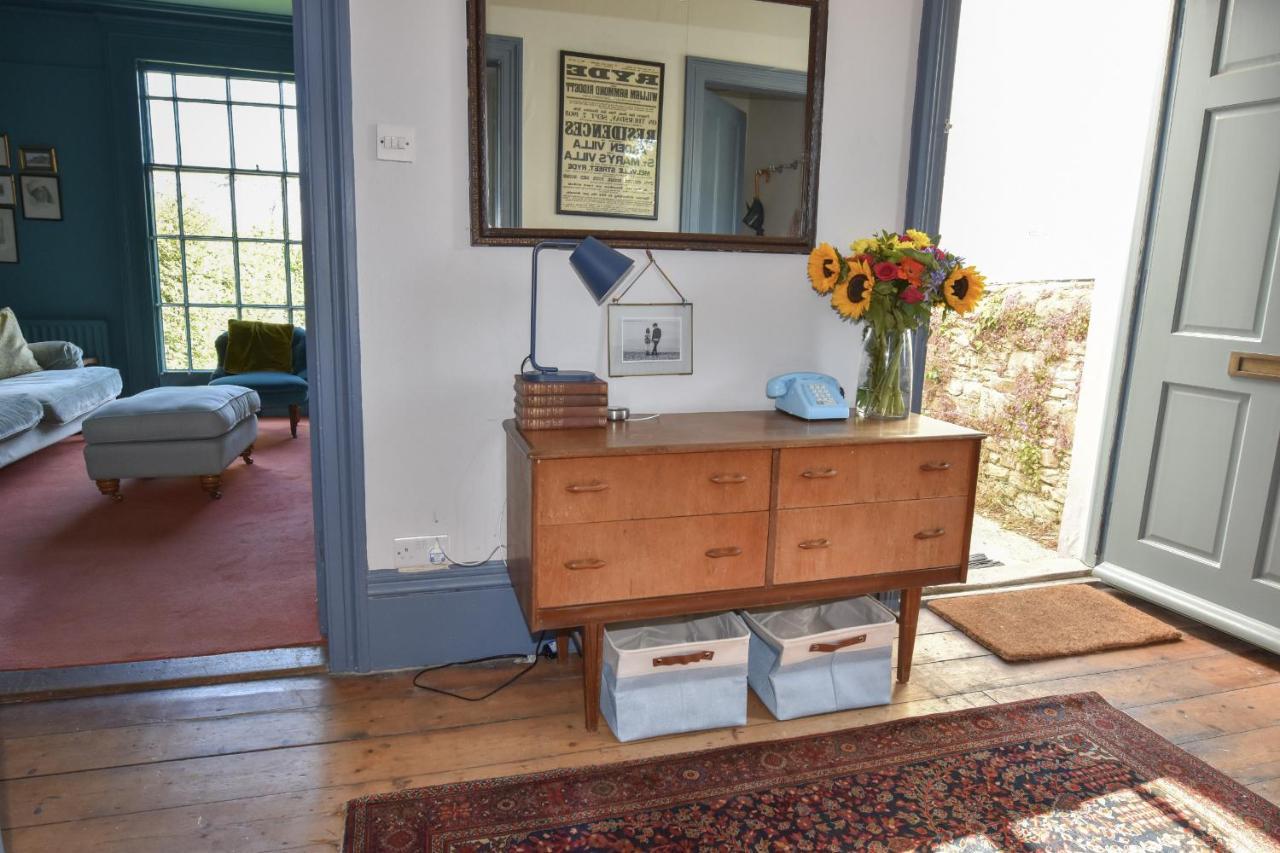 Arden Villa, Sleeps 8, Moments From The Golden Sandy Beach Of Ryde Ryde  Esterno foto