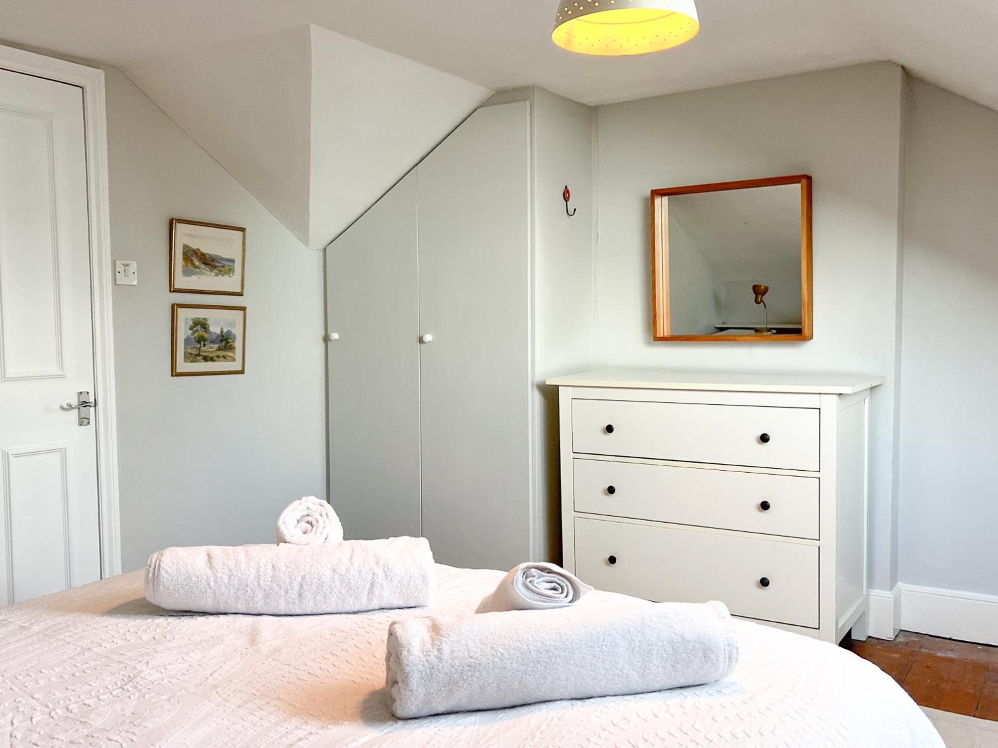 Arden Villa, Sleeps 8, Moments From The Golden Sandy Beach Of Ryde Ryde  Esterno foto