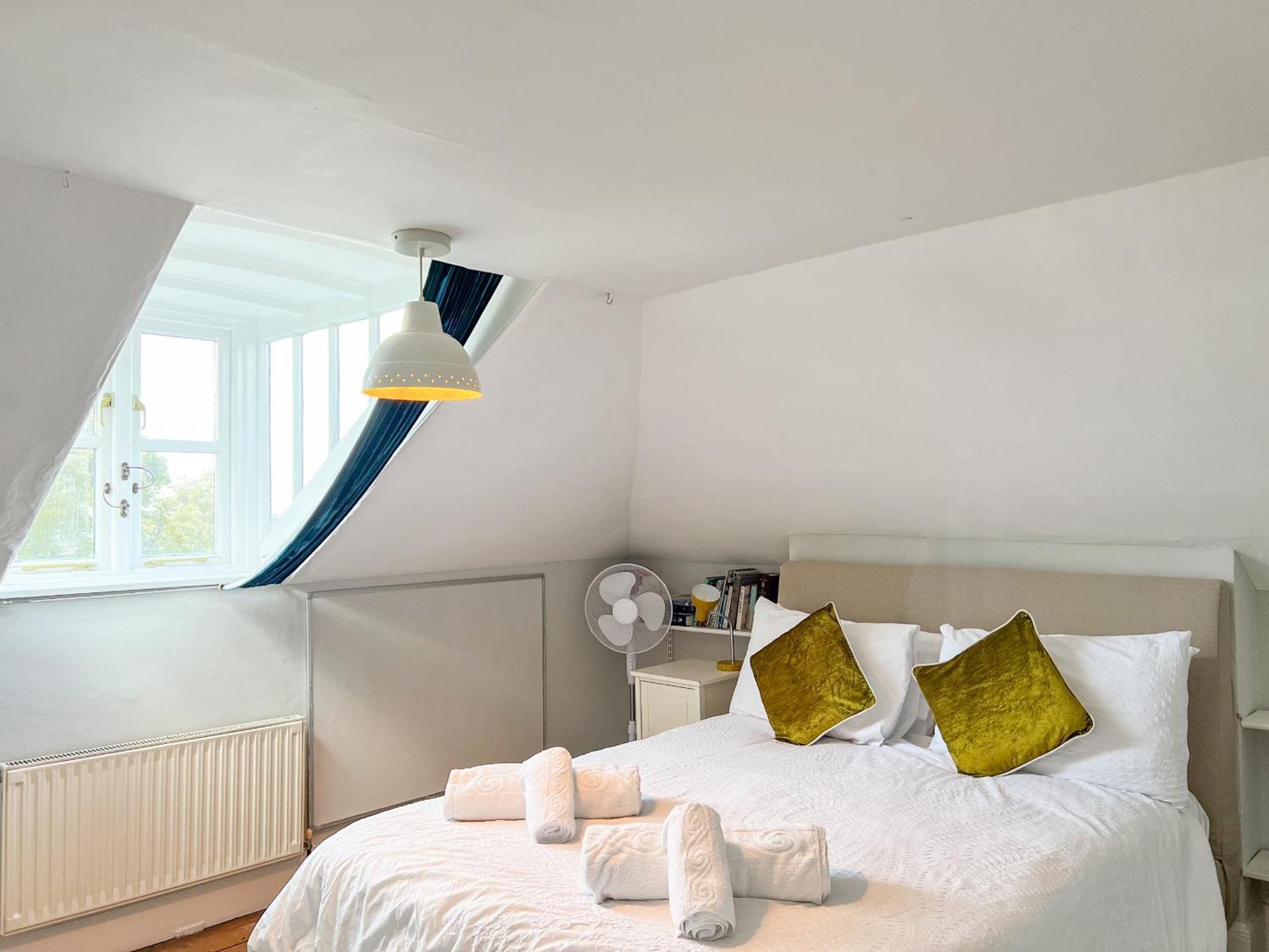 Arden Villa, Sleeps 8, Moments From The Golden Sandy Beach Of Ryde Ryde  Esterno foto
